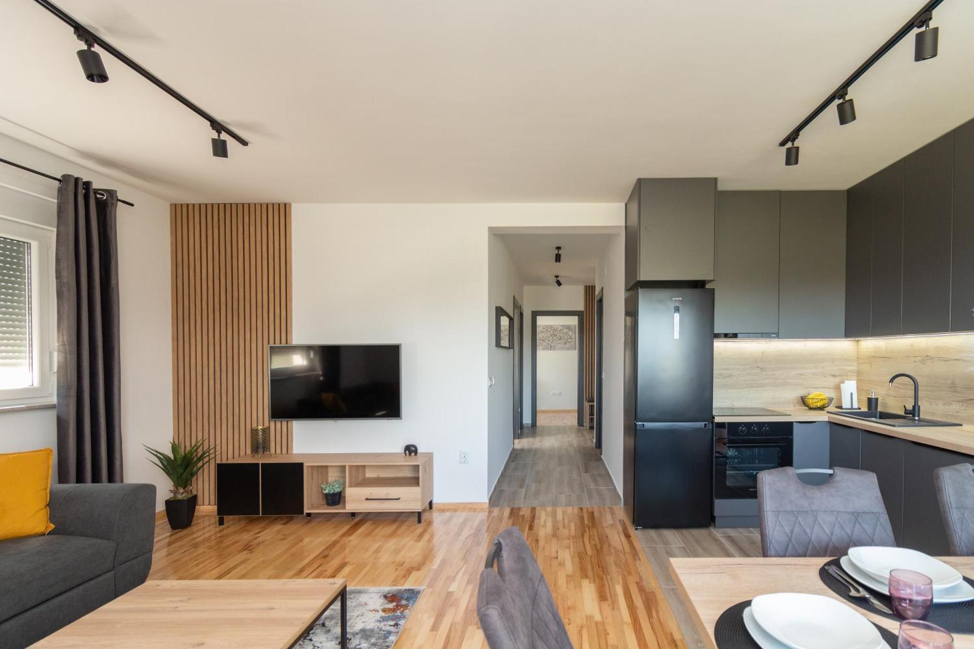 Modern And Spacious Apartment Helena Near The Beach Privlaka  Exterior foto